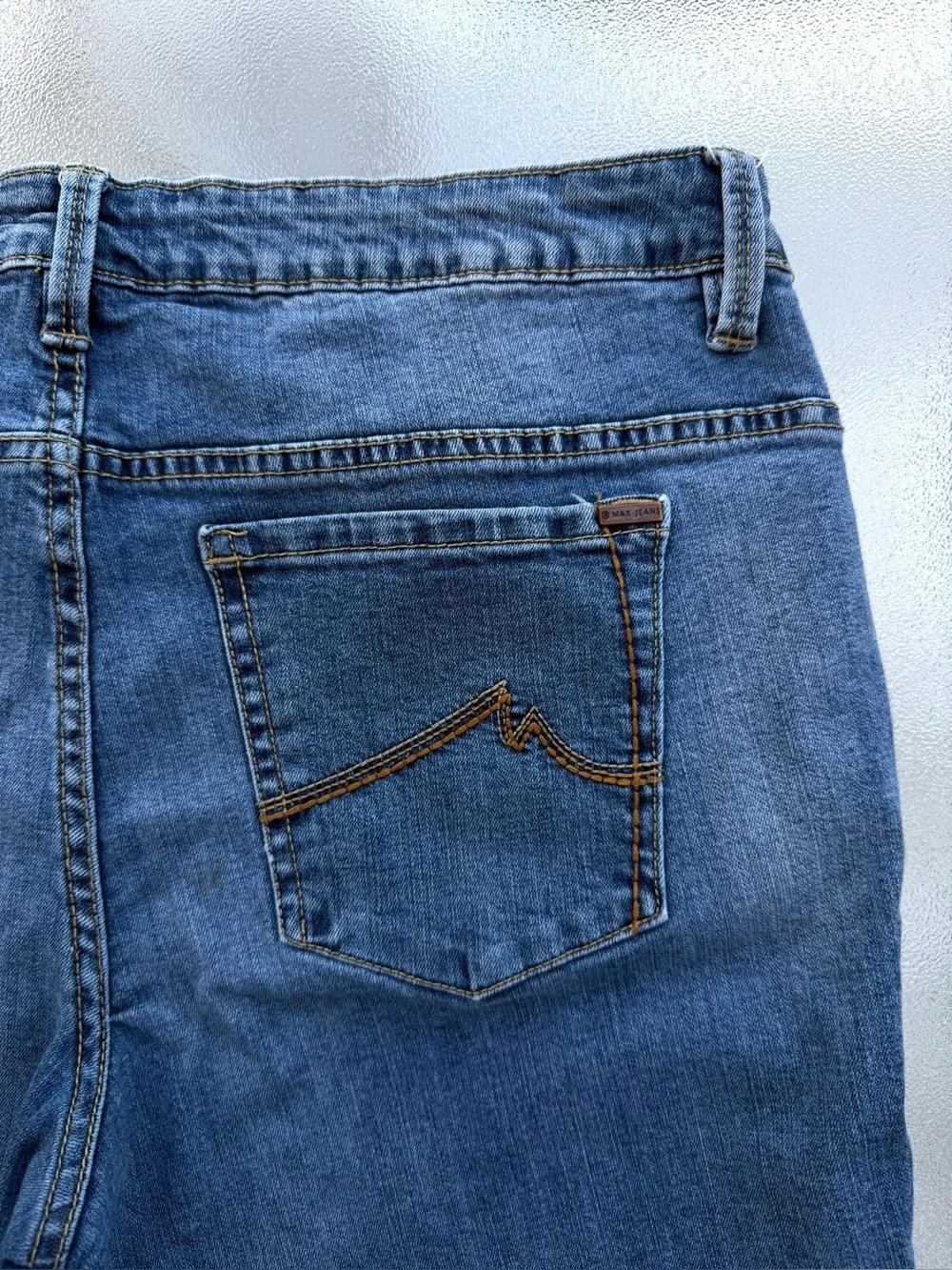Max Jeans Blue Wash Boyfriend Tapered Leg Mid-Rise Skinny Jeans ~ Women’s 12 - Picture 3 of 9
